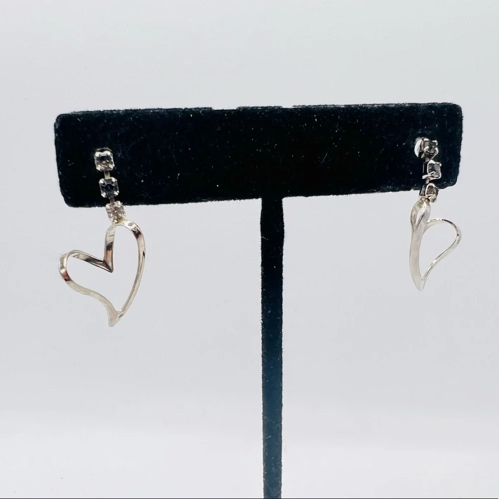 Vintage cutout heart silver rhinestone dangles small pierced earrings